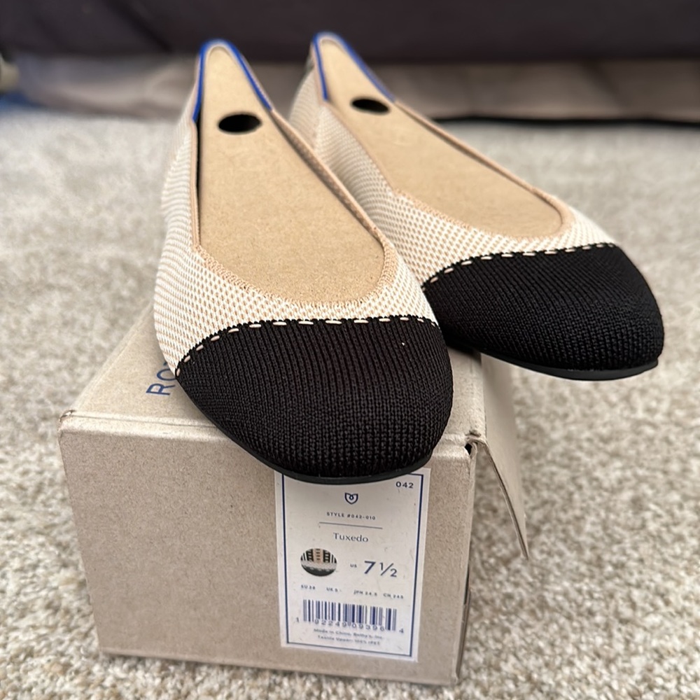 Rothy’s The Square Tuxedo Flats New in Box